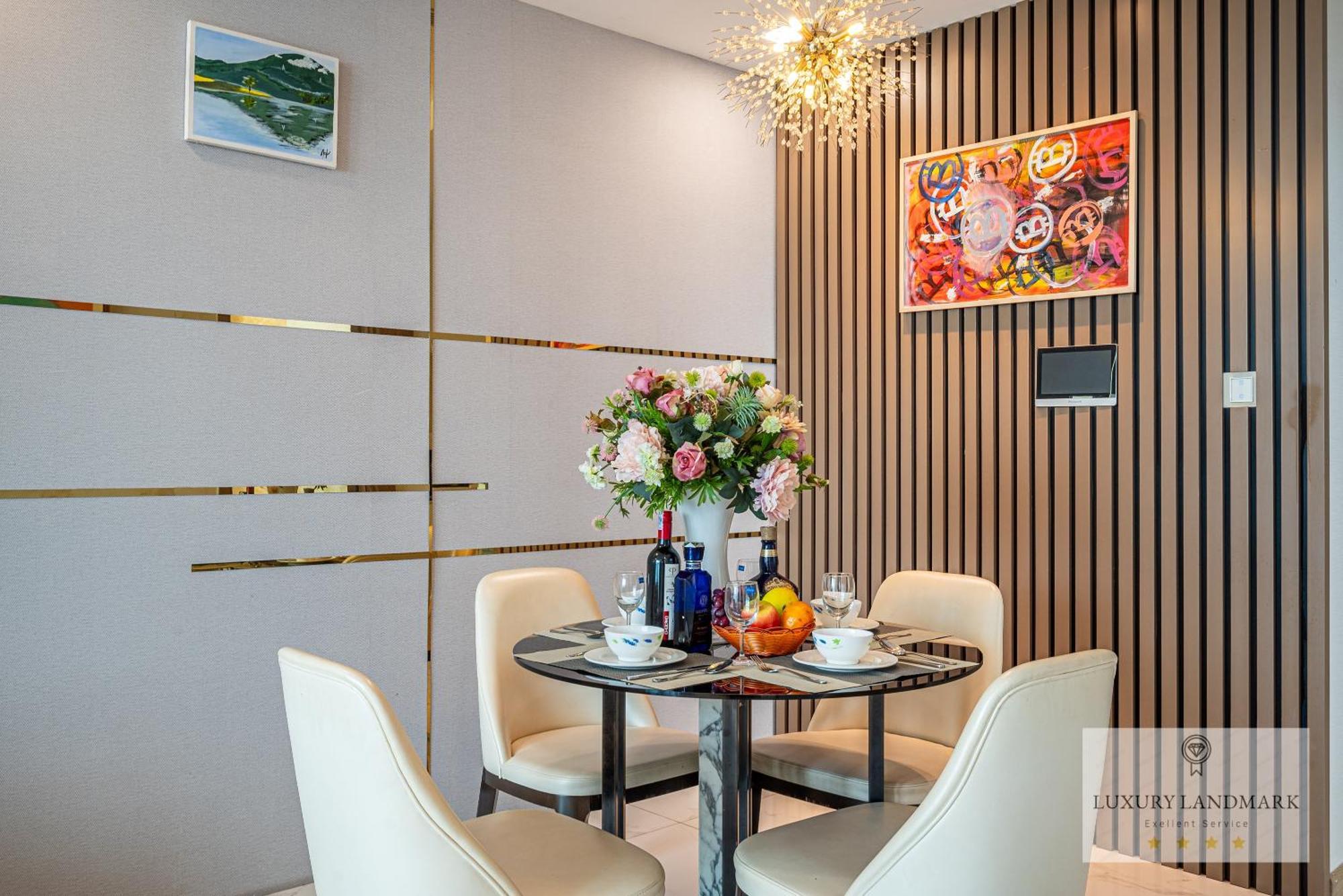 The Signature Landmark 81 - Vinhomes Central Binh Thanh Ho Chi Minh City Exterior photo